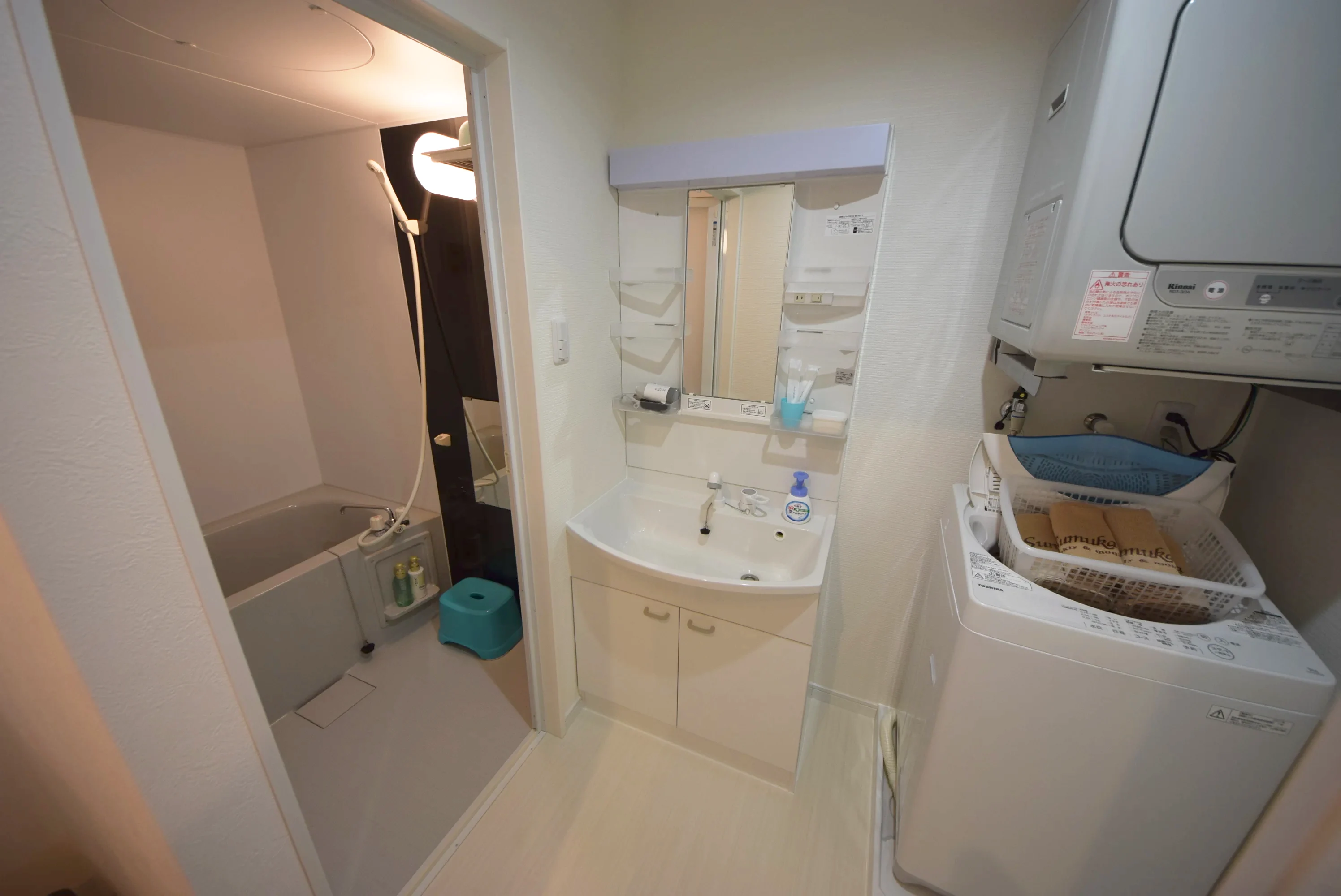 1Room 洗面台・洗濯機・乾燥機